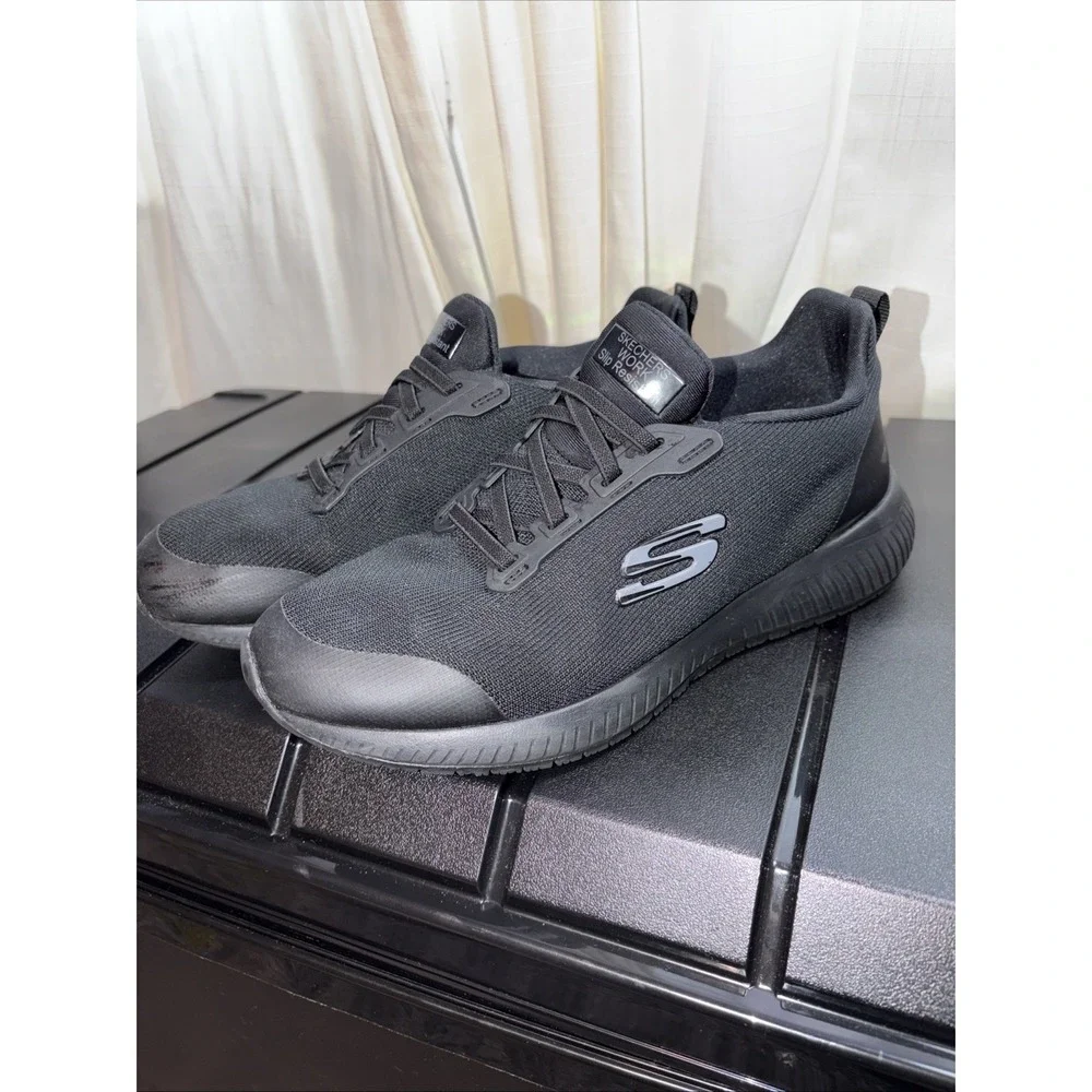 Women's Skechers Squad Food Service Slip Resistant Work Shoes Black Size 8-